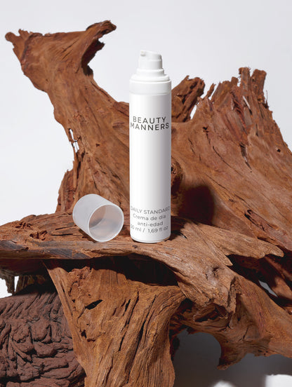 THE DAILY STANDARD Crema facial anti-edad